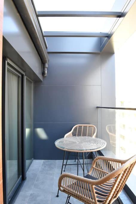 New York: A Spacious Modern Apartment With Parking صوفيا المظهر الخارجي الصورة